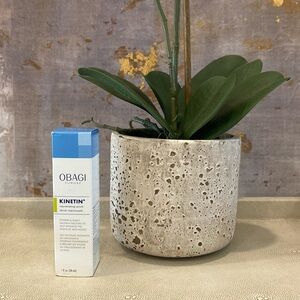 OBAGI KINETIN+ REJUVENATING SERUM
Rejuvenating Moisturizing Serum New